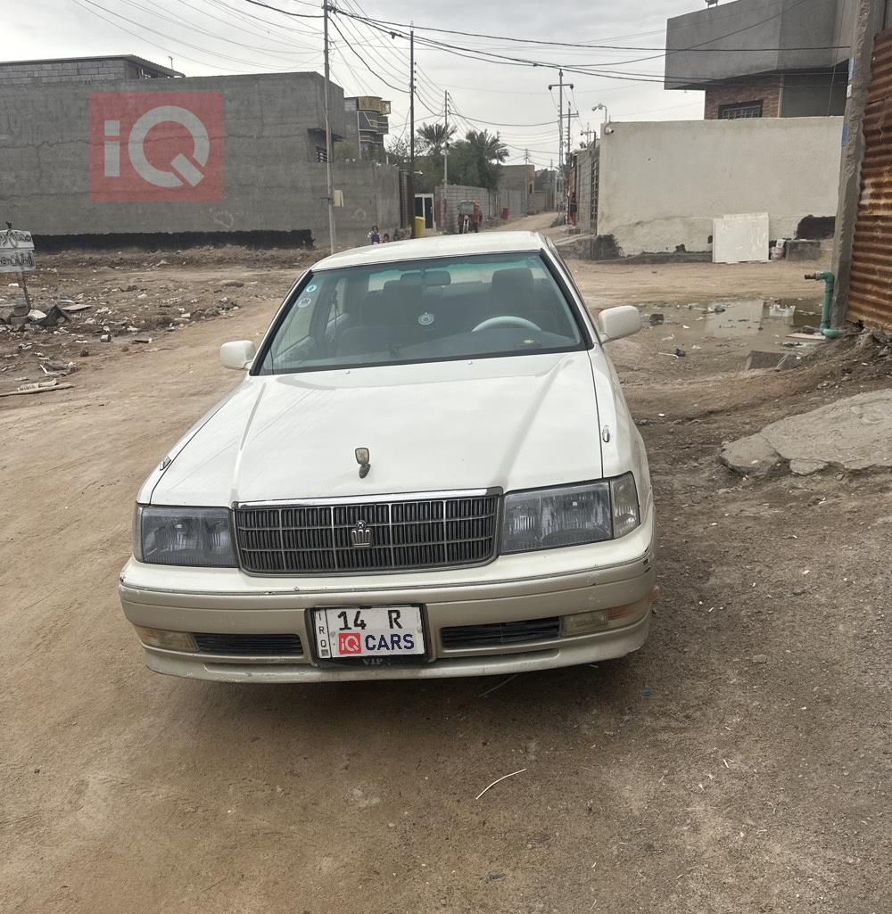 تويوتا كراون